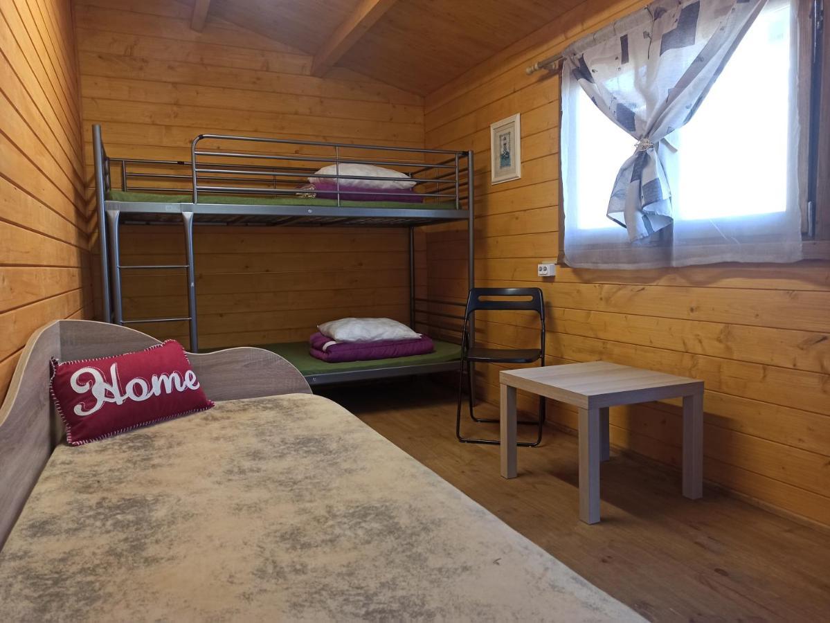 Отель Birzai Camping Экстерьер фото